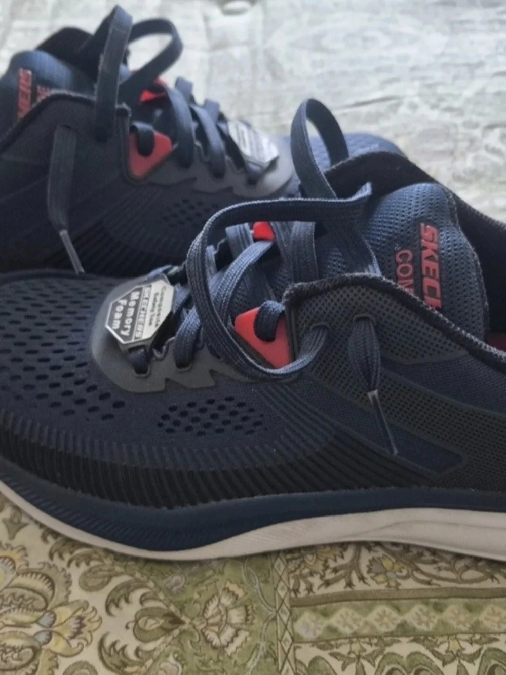 Skechers durable men